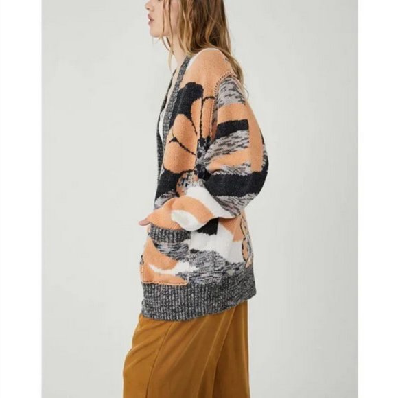 Free People August Cardi Peach Petals Combo Size XL - Picture 2 of 5